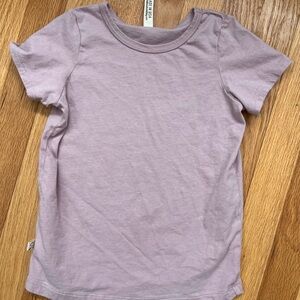 Childhoods lilac 6/7 T-Shirt GUC
